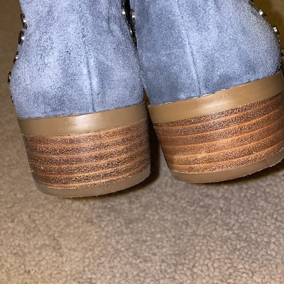 Booties - Picture 5 of 5